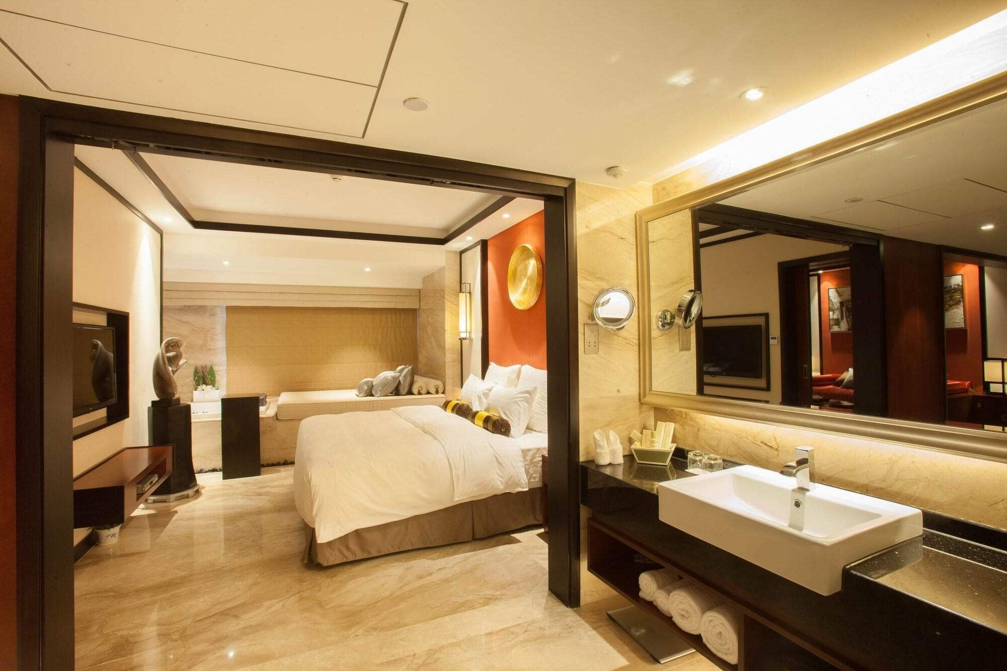 Nanning Landmark Hotel Екстер'єр фото