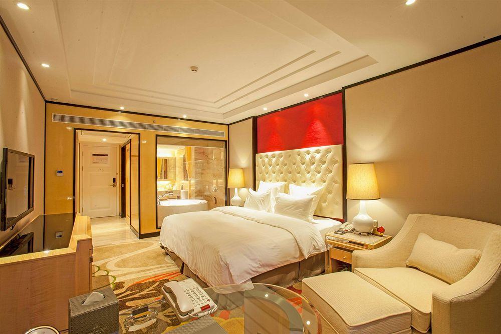 Nanning Landmark Hotel Екстер'єр фото